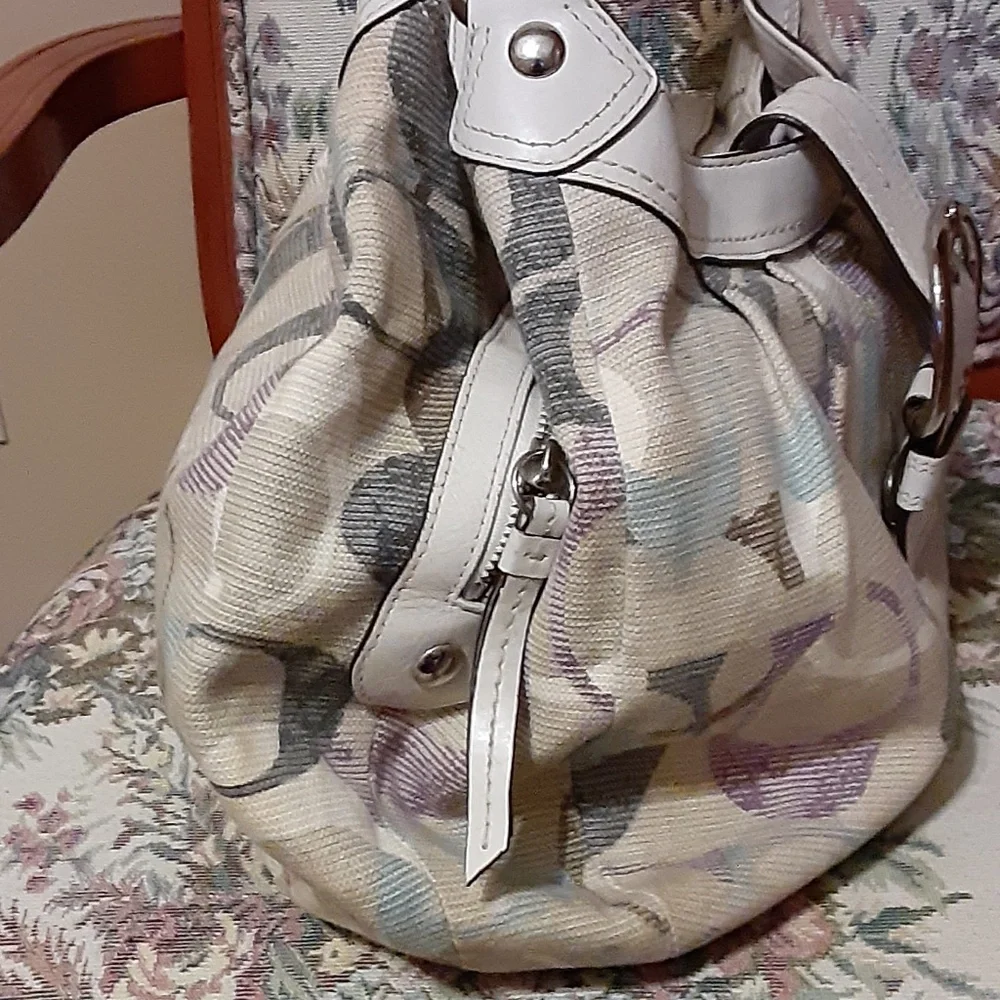 Coach Lynn Soho Multi-Color Optic Art Hobo Shoulder Bag - Picture 6 of 16
